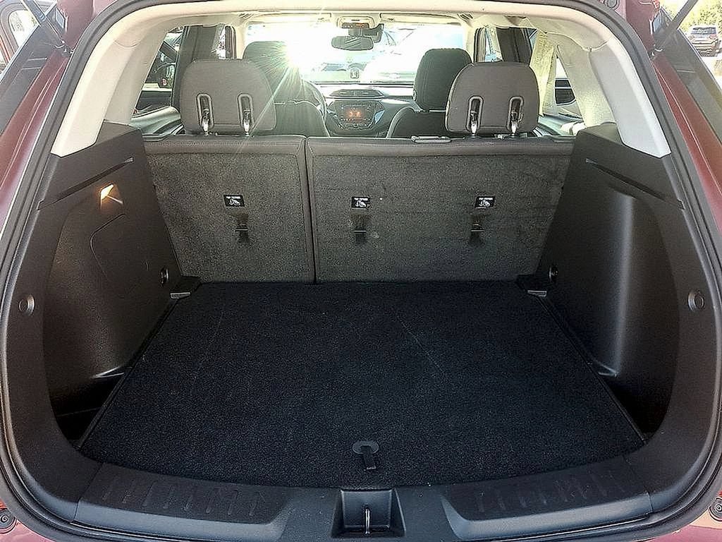 Used 2023 Chevrolet TrailBlazer LT w/ Convenience Package FWD image 29