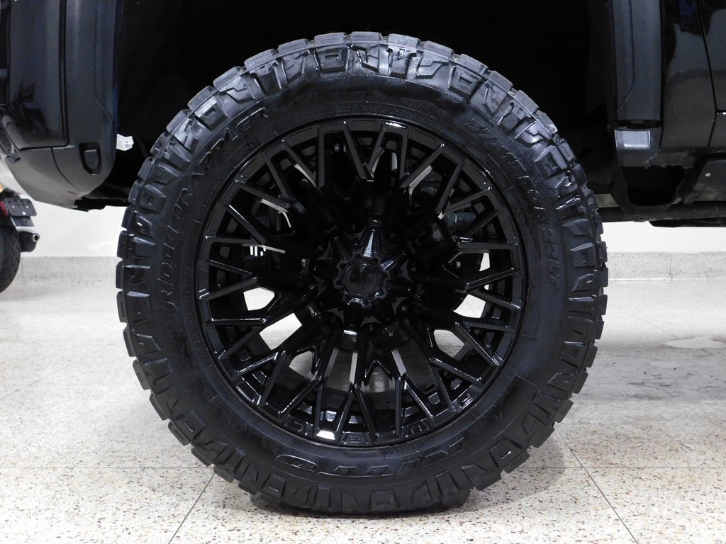 Used 2024 GMC Sierra 2500 Denali w/ Denali Reserve Package image 25