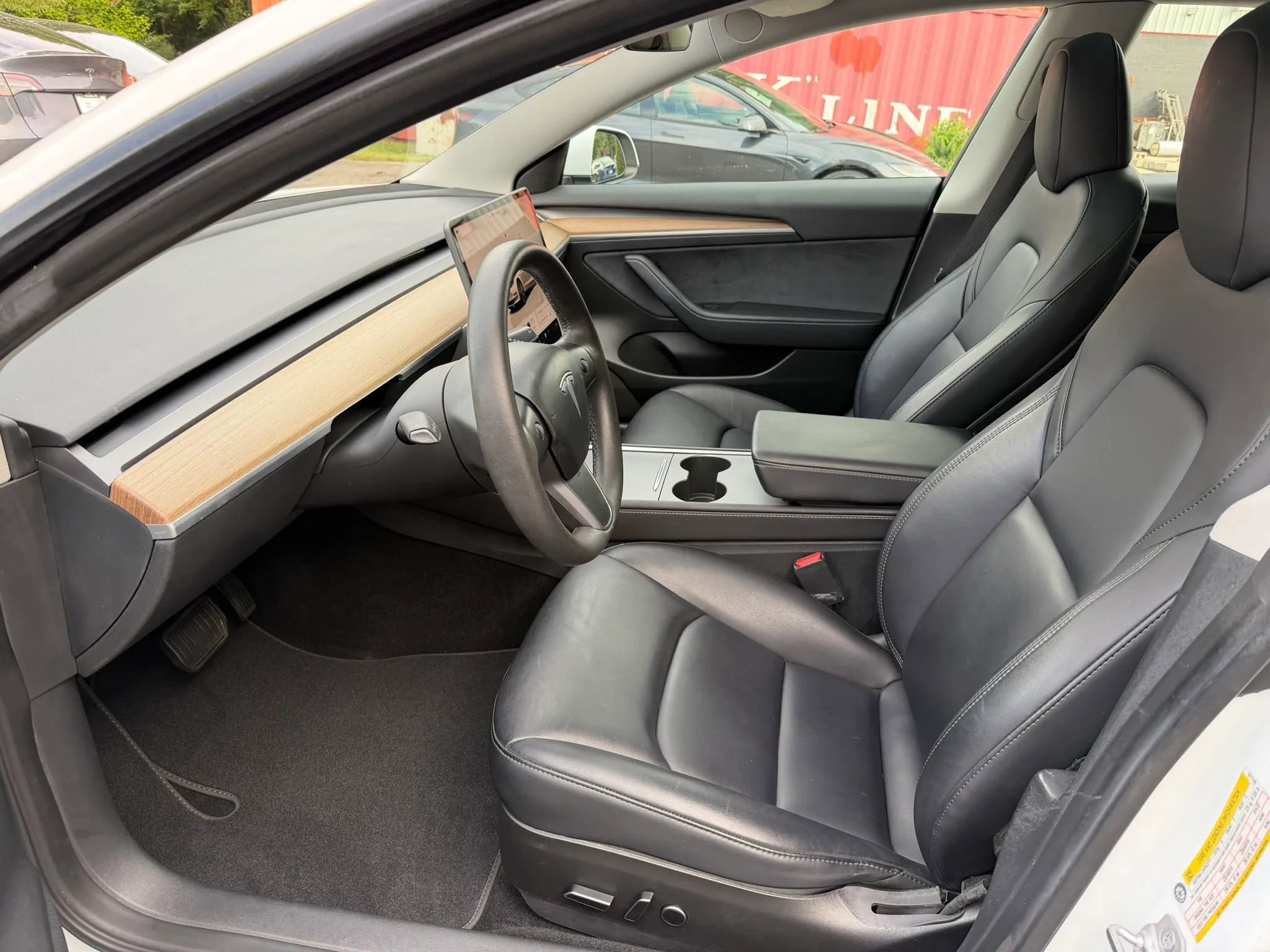 Used 2023 Tesla Model 3 Standard Range RWD image 17