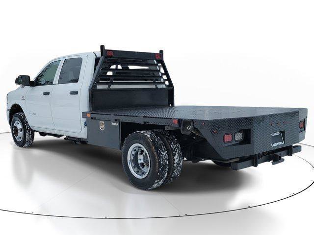Used 2020 RAM 3500 Tradesman w/ Chrome Appearance Group AWD/4WD image 3