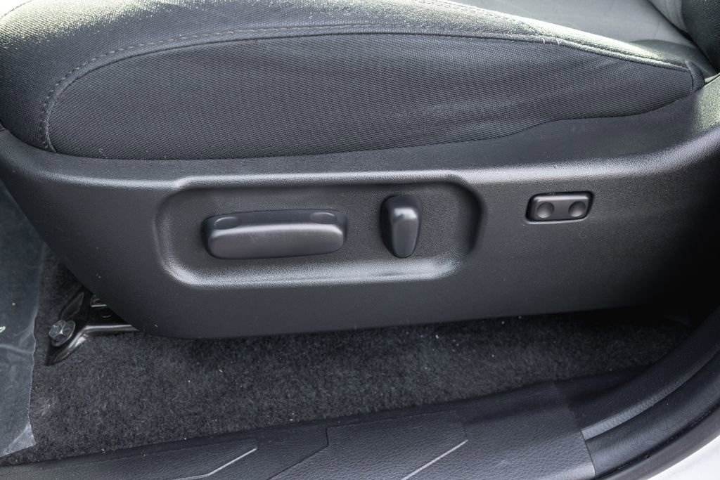 Certified 2023 Toyota Tacoma TRD Off-Road w/ Black Out Package (TMS) image 12