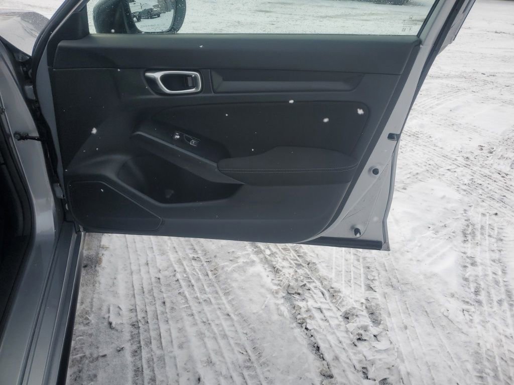 Certified 2025 Honda Civic Sport image 30