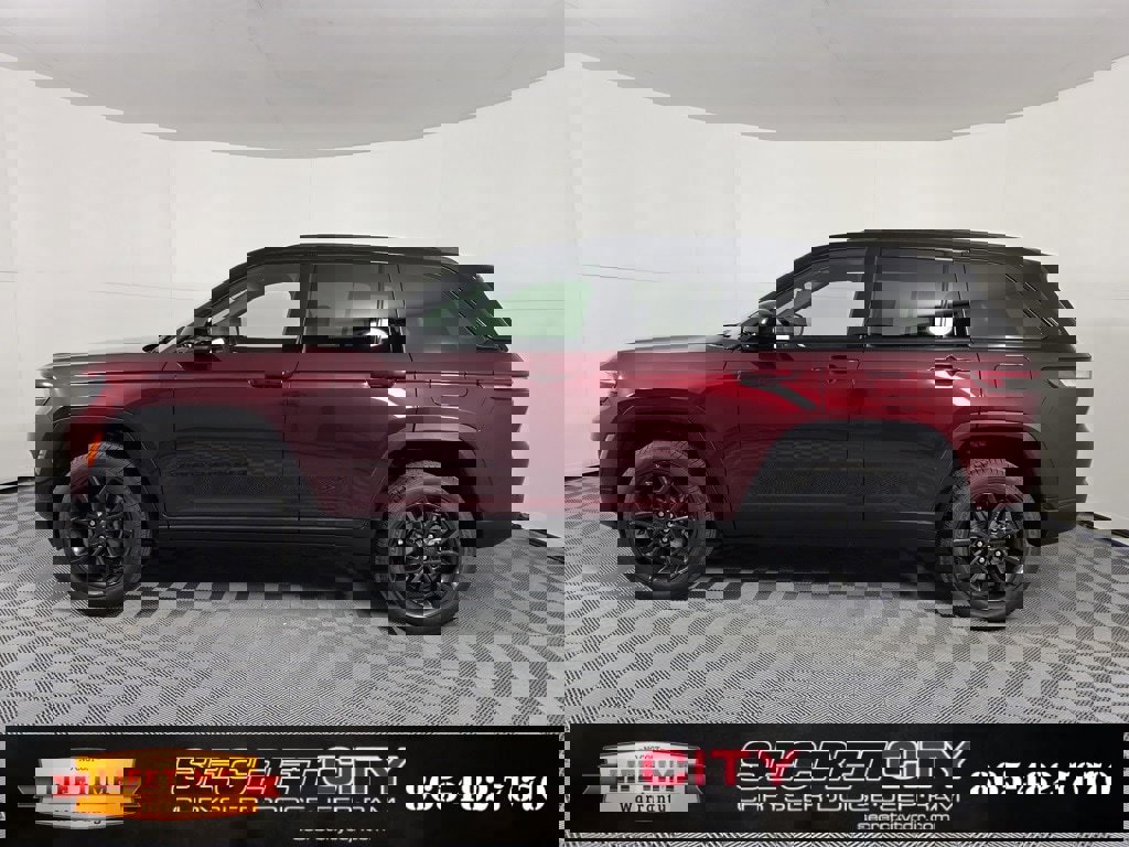 New 2025 Jeep Grand Cherokee Limited image 4