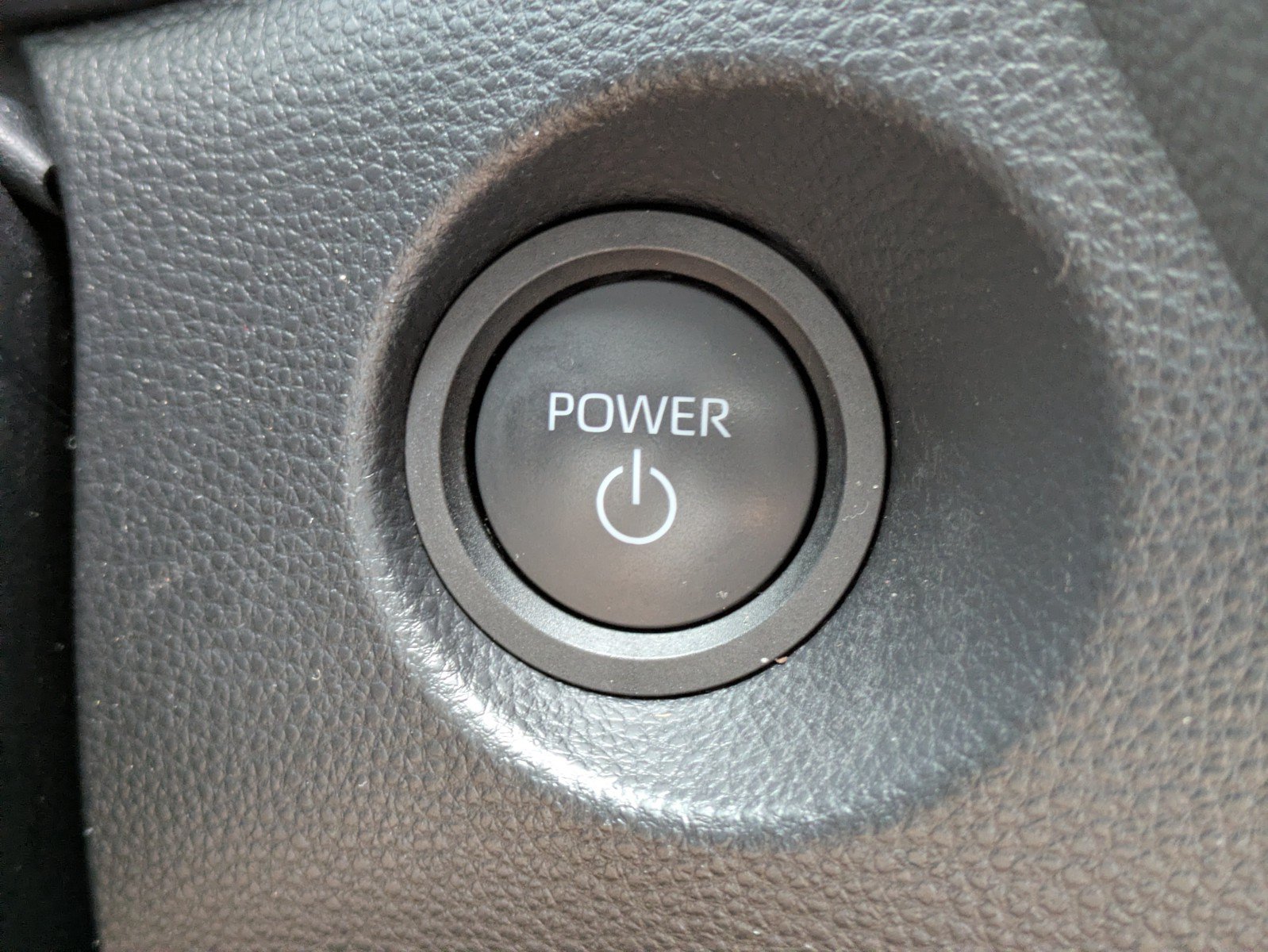 Used 2024 Toyota Corolla Cross AWD Hybrid image 25