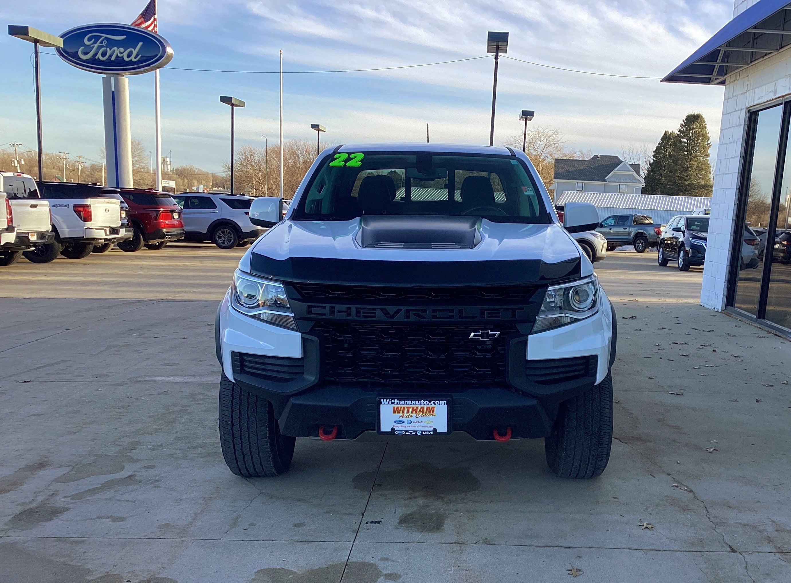 Used 2022 Chevrolet Colorado ZR2 AWD/4WD image 9