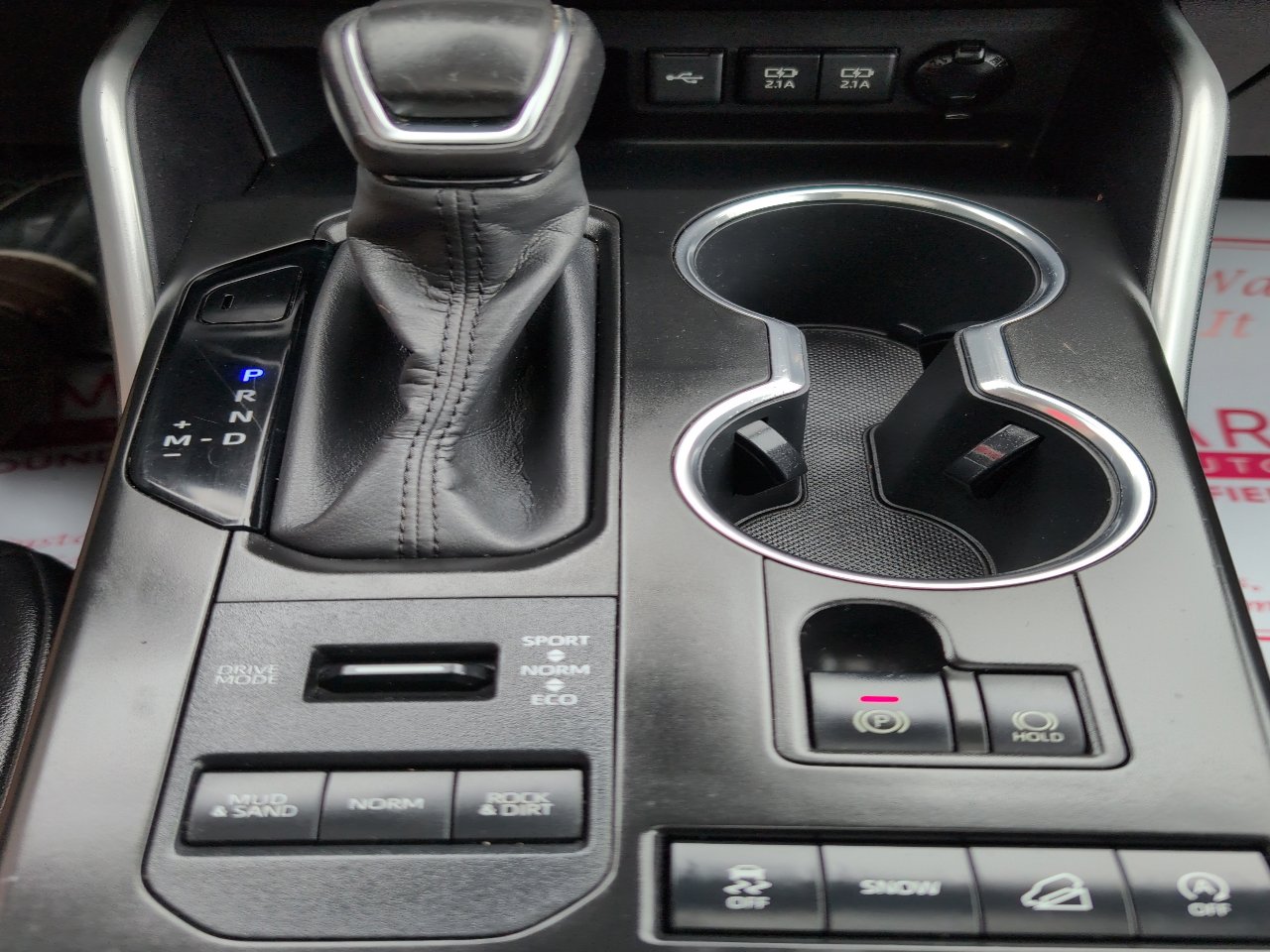 Used 2020 Toyota Highlander XLE image 22