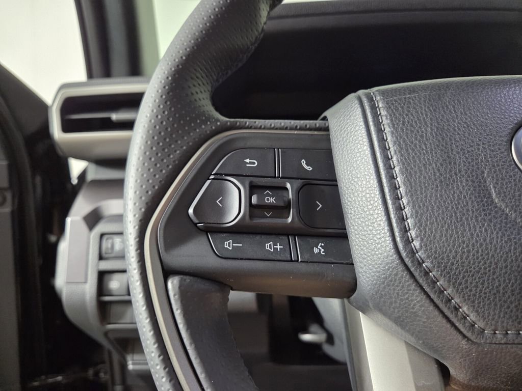 Used 2025 Toyota 4Runner Limited RWD image 20