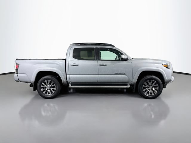 Used 2020 Toyota Tacoma Limited AWD/4WD image 8
