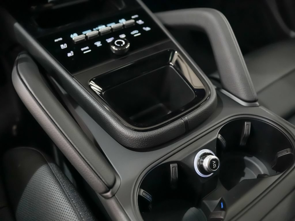 New 2026 Porsche Cayenne AWD/4WD image 33