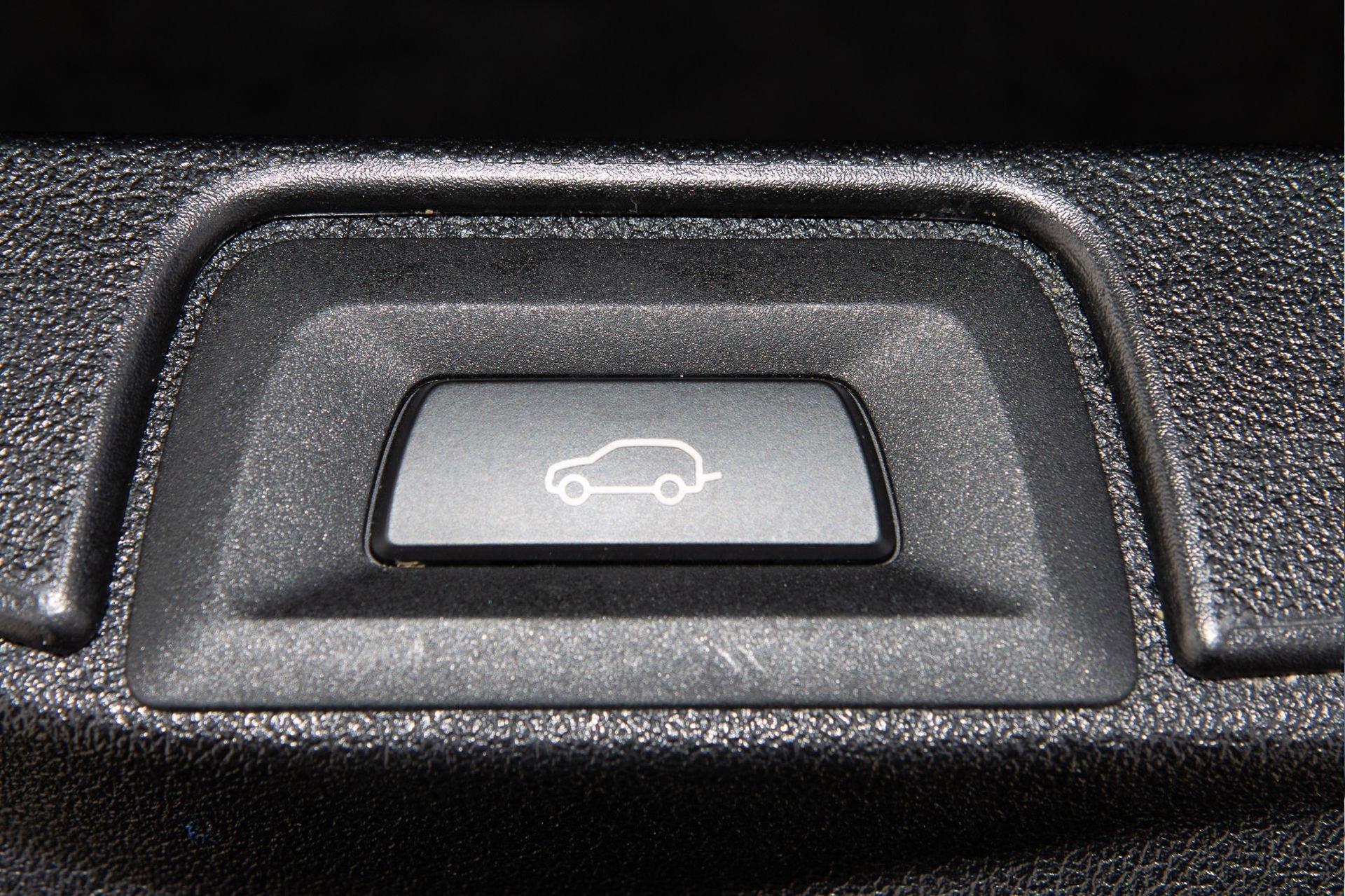 Used 2022 BMW X5 sDrive40i w/ Premium Package image 11