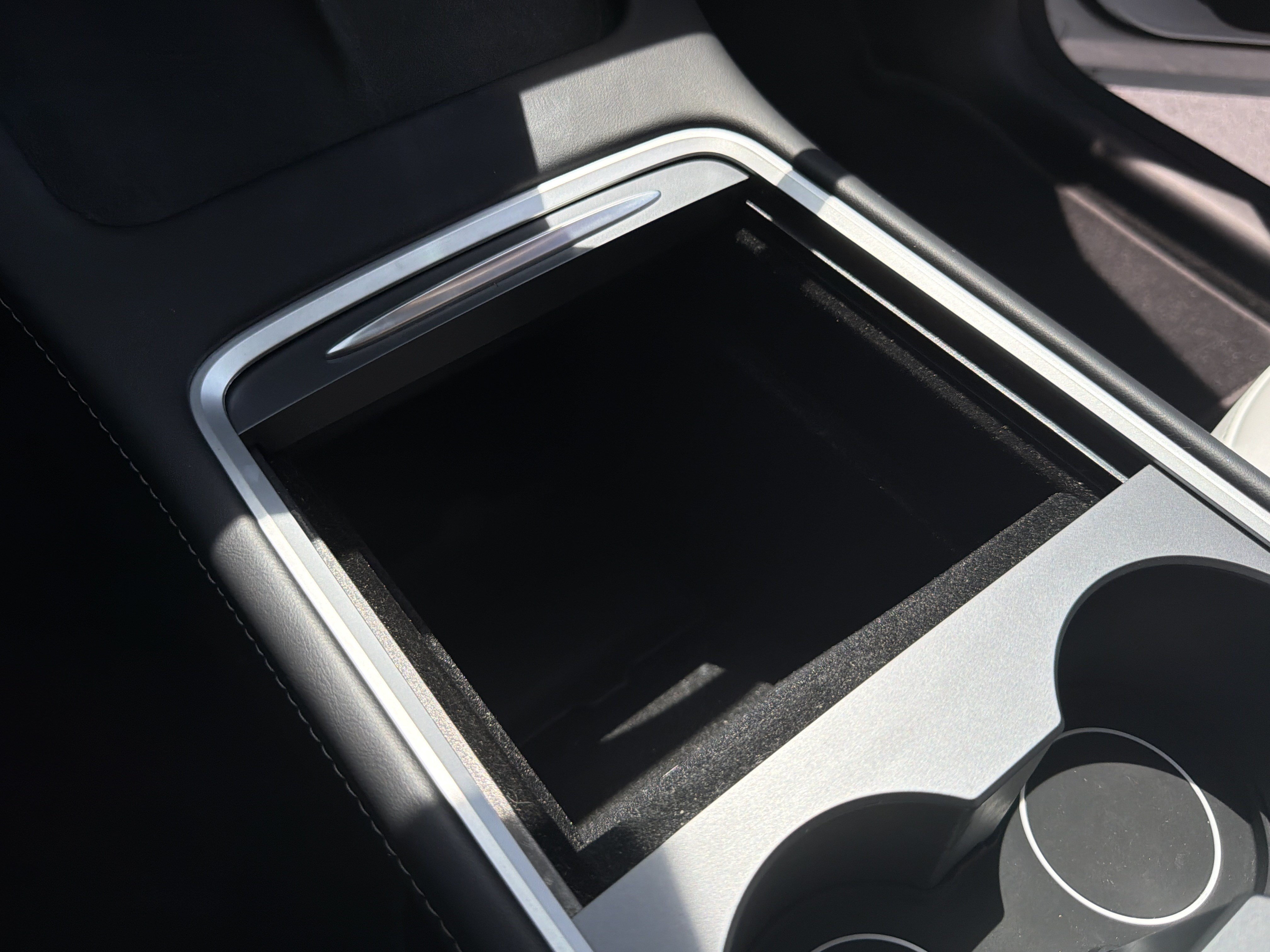 Used 2023 Tesla Model Y AWD image 34