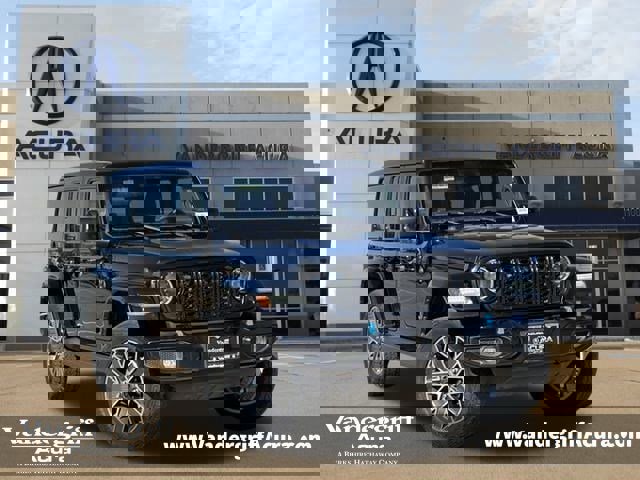 Used 2024 Jeep Wrangler High Altitude image 1