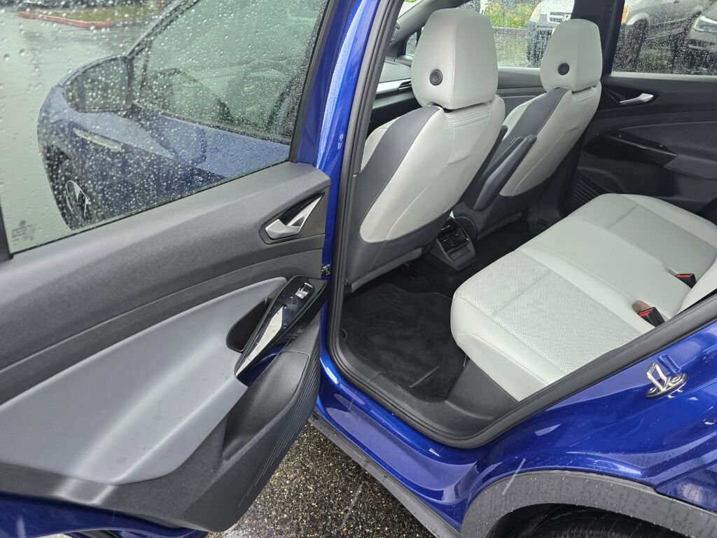 Used 2022 Volkswagen ID.4 Pro S image 15