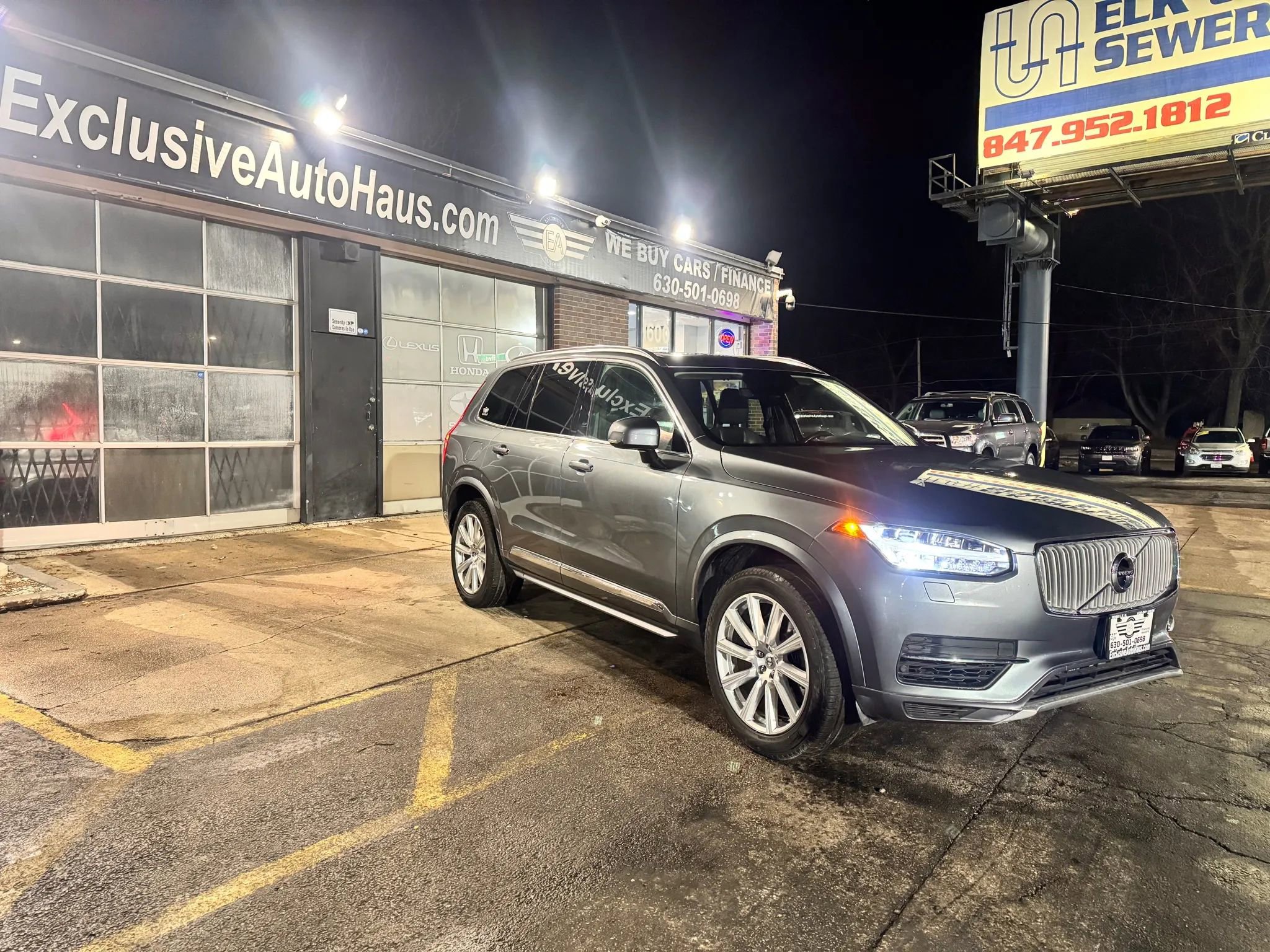 Used 2016 Volvo XC90 T8 Inscription w/ Protection Package Plus image 8