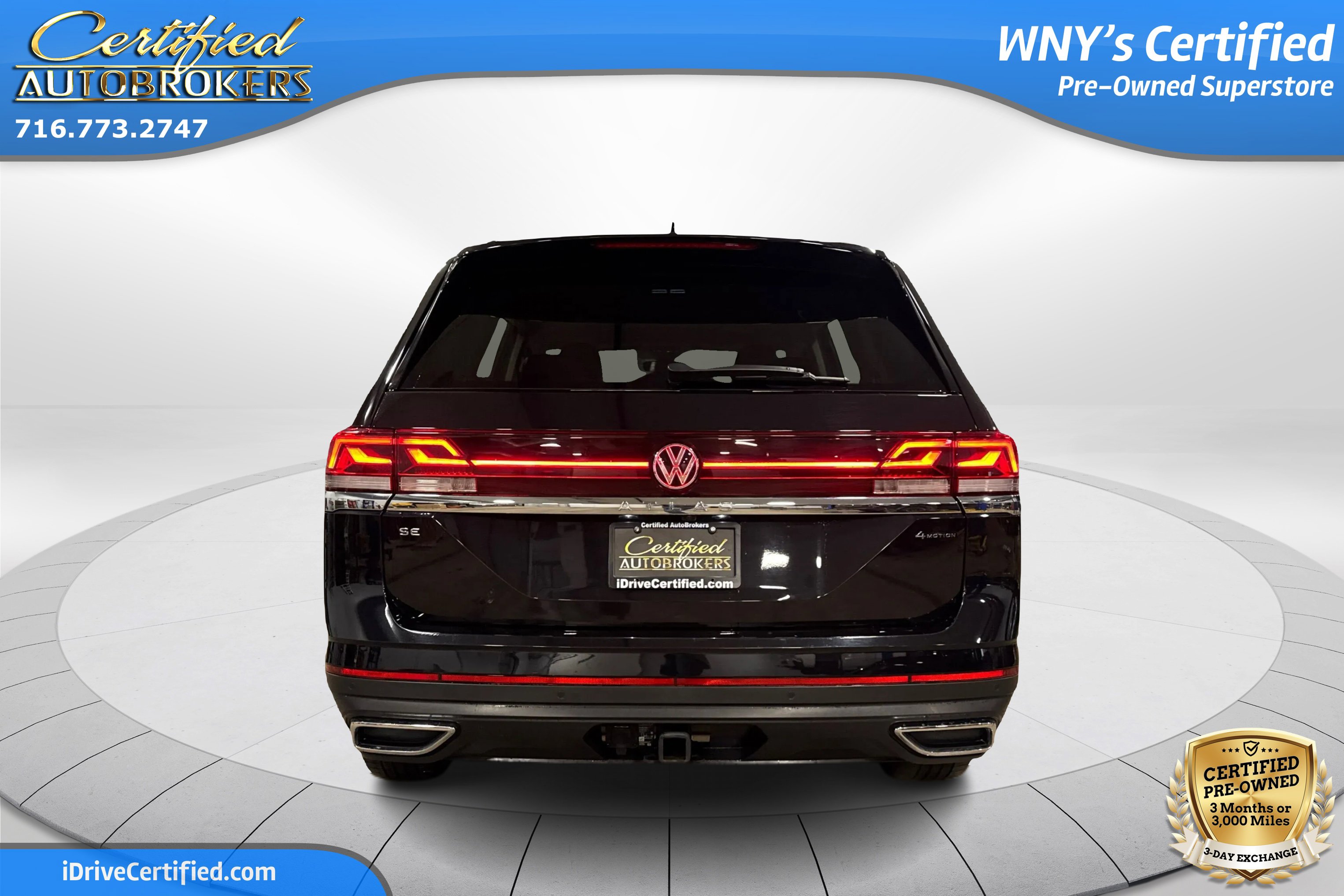 Used 2025 Volkswagen Atlas SE image 8