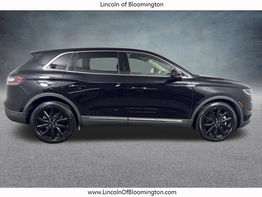 Used 2022 Lincoln Nautilus Reserve AWD/4WD image 9