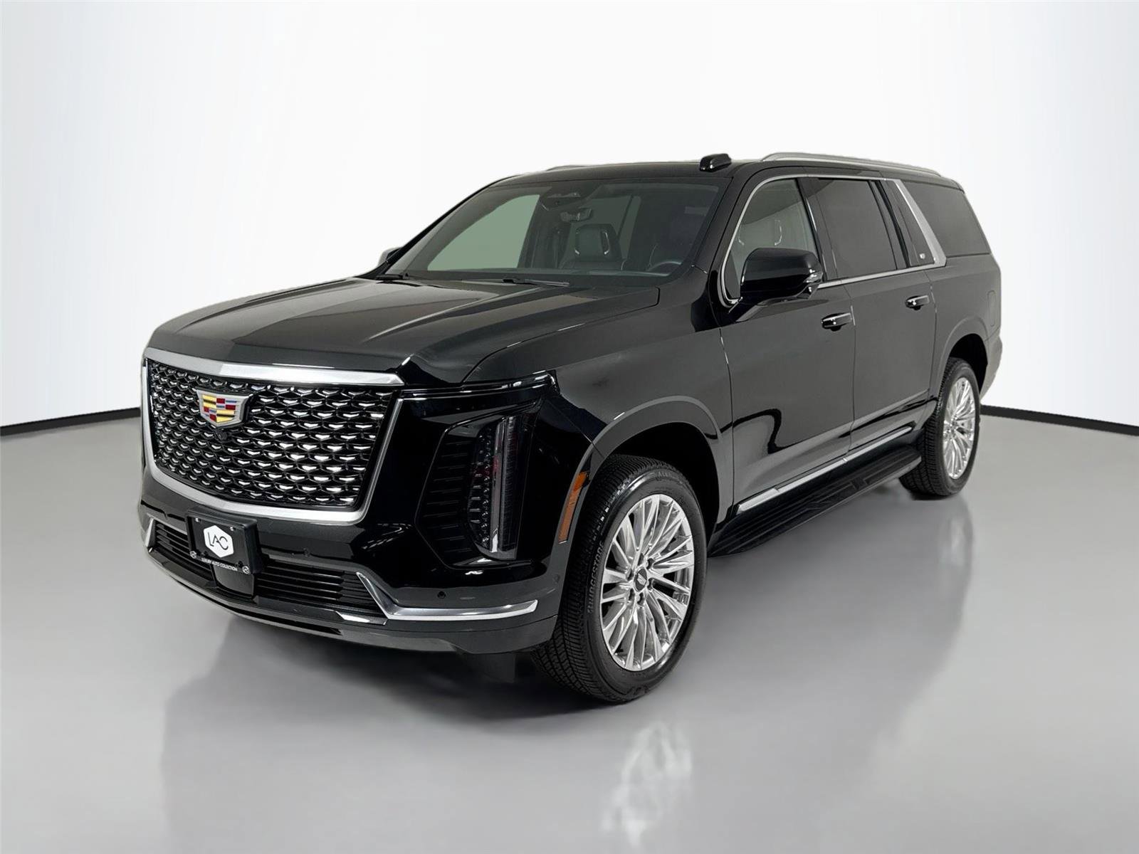 Used 2025 Cadillac Escalade ESV Premium Luxury image 10