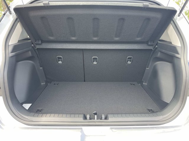 New 2026 Hyundai Venue SEL FWD image 12