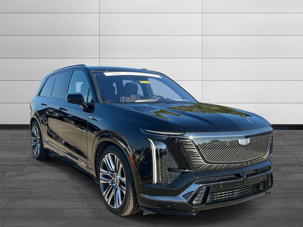 Certified 2026 Cadillac Vistiq Platinum w/ LPO, Floor Liner Package AWD/4WD image 7