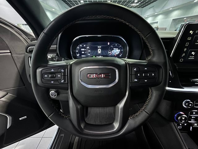 Used 2024 GMC Yukon AT4 w/ Technology Package AWD/4WD image 17