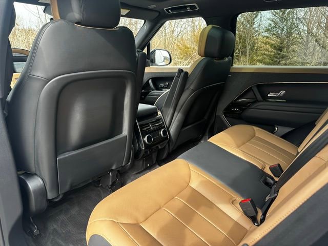 Used 2025 Land Rover Range Rover Sport Dynamic SE image 13