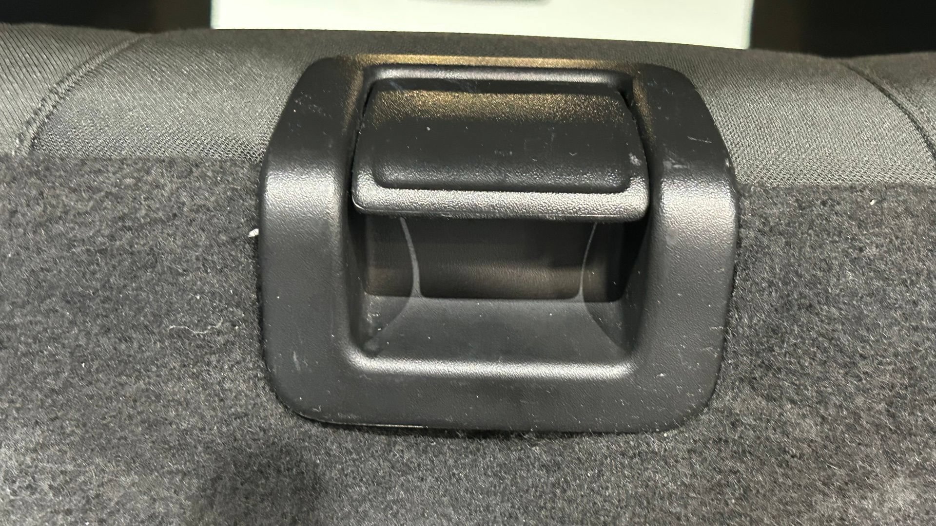 Used 2019 Jeep Wrangler Sport AWD/4WD image 31