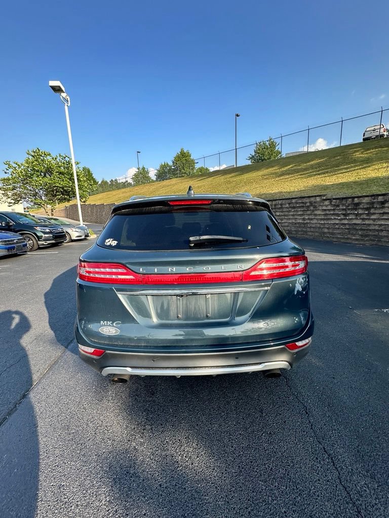 Used 2019 Lincoln MKC Select w/ Select Plus Package AWD/4WD image 6