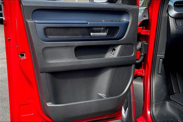 New 2025 Volkswagen ID. Buzz Pro S image 22