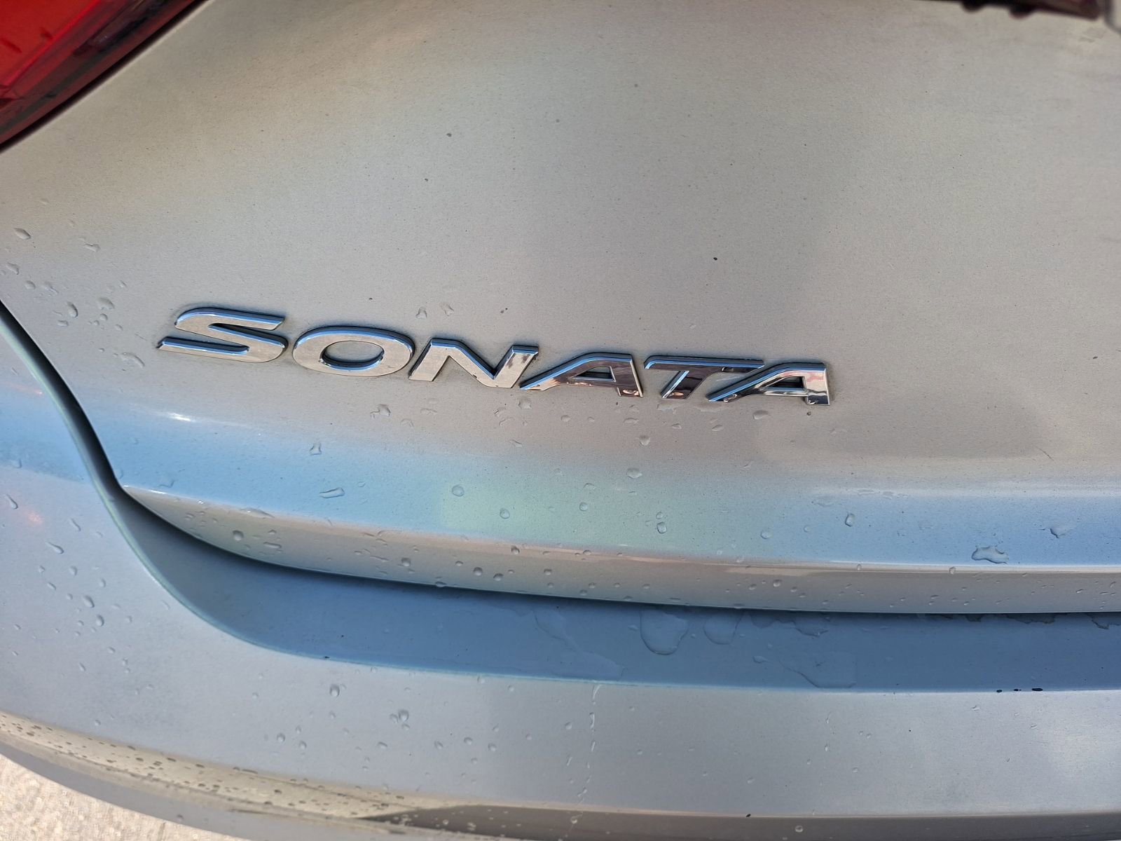 Used 2016 Hyundai Sonata Limited w/ Option Group 05 image 13