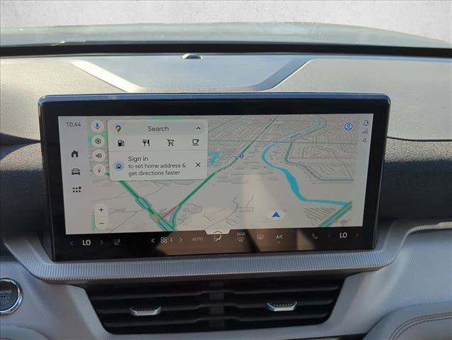 New 2025 Ford Explorer Active w/ Active Comfort Package image 13