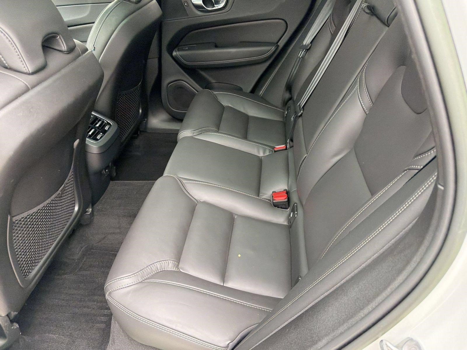 Certified 2023 Volvo XC60 B5 Ultimate w/ Climate Package AWD/4WD image 21