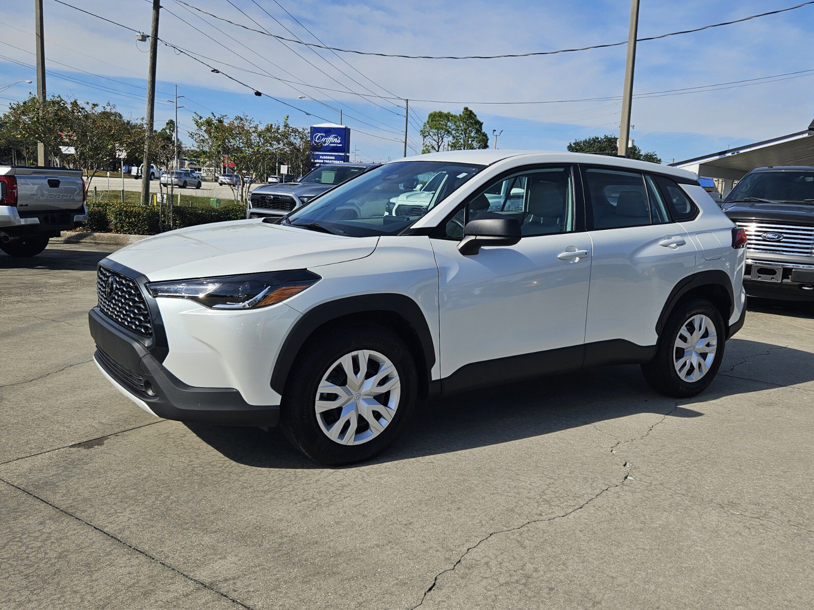 Certified 2024 Toyota Corolla Cross L image 3