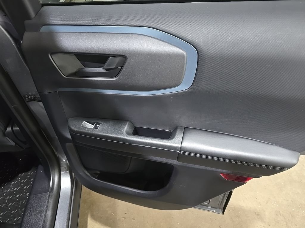 Used 2022 Ford Bronco Sport Badlands image 11