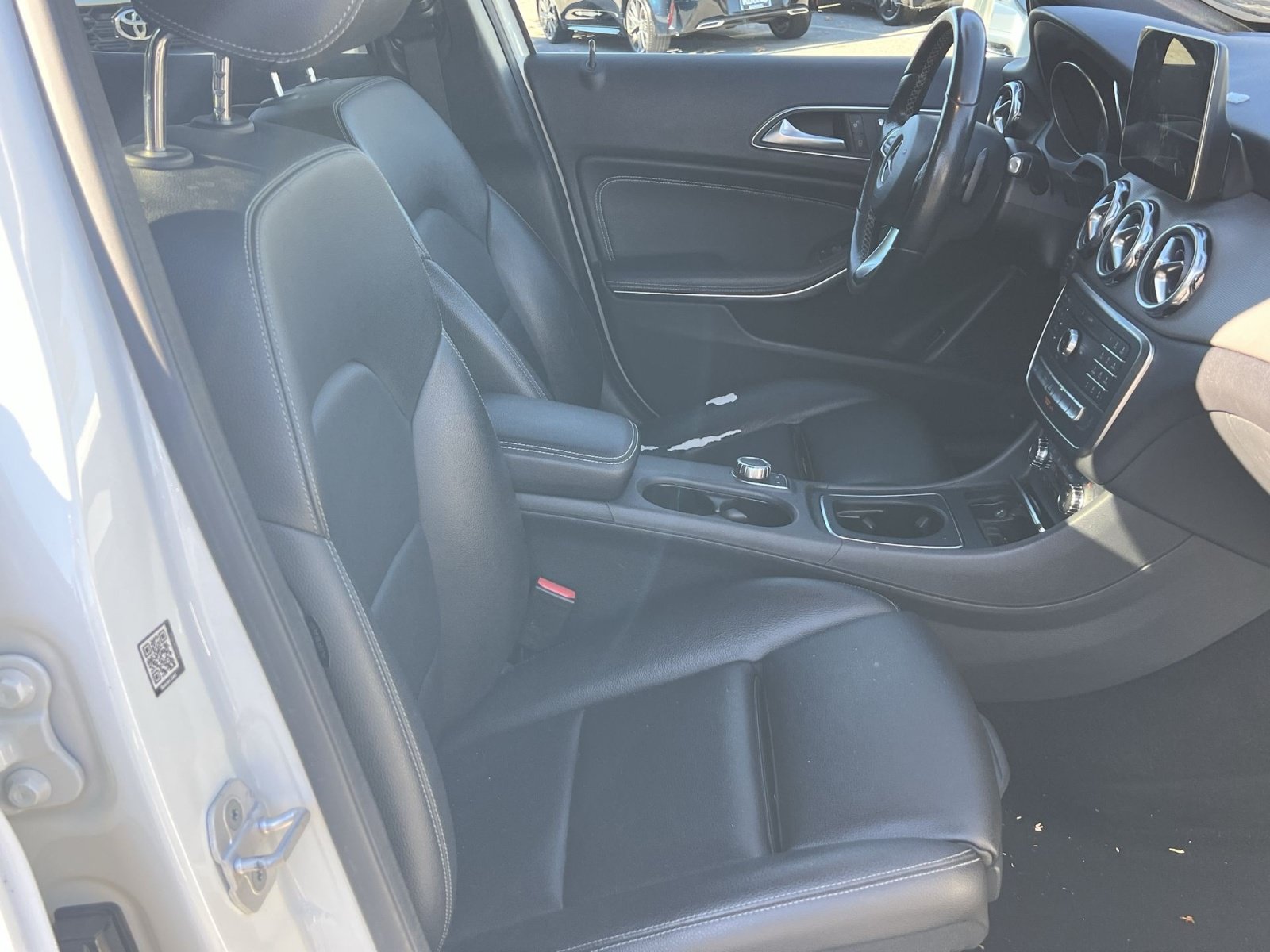 Used 2018 Mercedes-Benz GLA 250 image 28