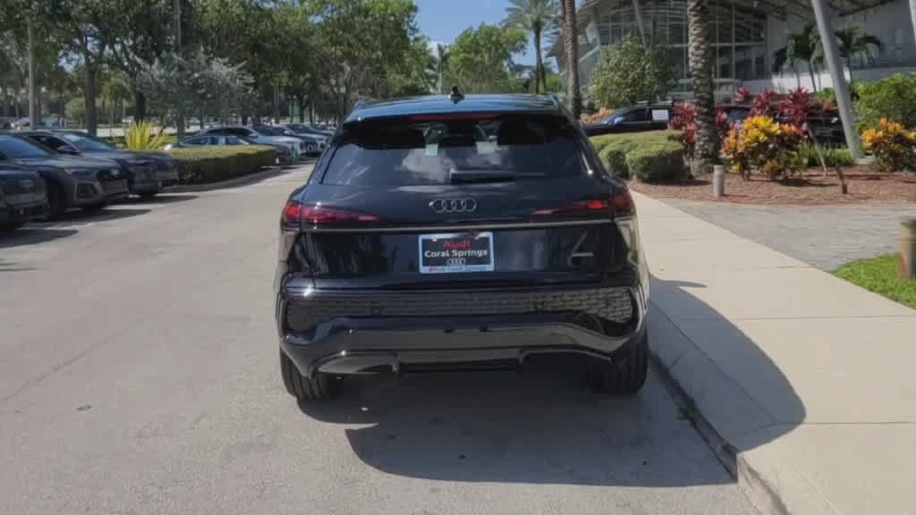 New 2026 Audi Q3 quattro 2.0T AWD/4WD image 7