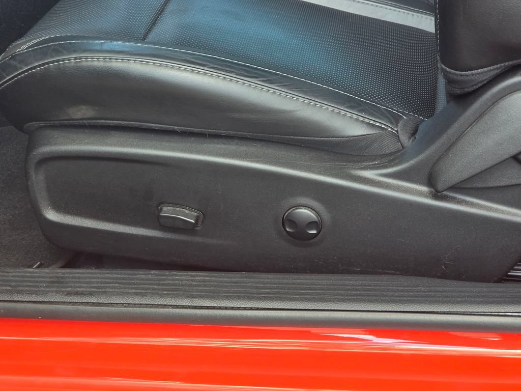 Used 2023 Dodge Challenger SXT w/ Plus Package RWD image 18
