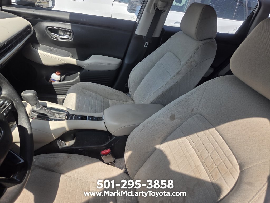 Used 2025 Honda HR-V LX image 10