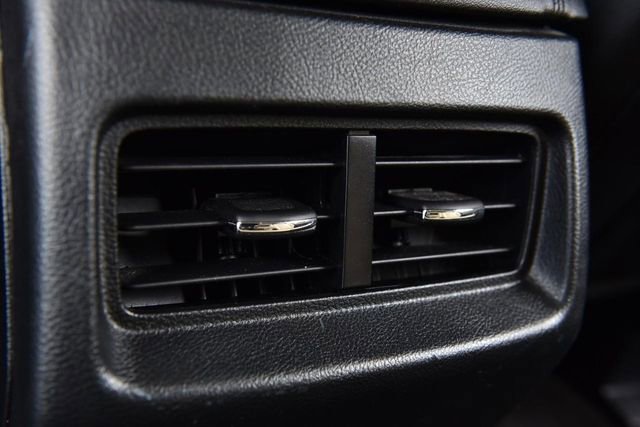 Used 2019 Ford Edge SEL w/ Equipment Group 201A FWD image 20