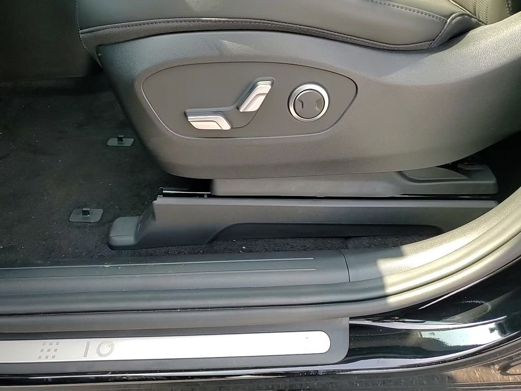 New 2026 Hyundai Ioniq 9 SEL image 15