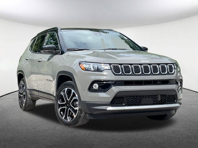 Used 2023 Jeep Compass Limited AWD/4WD image 18