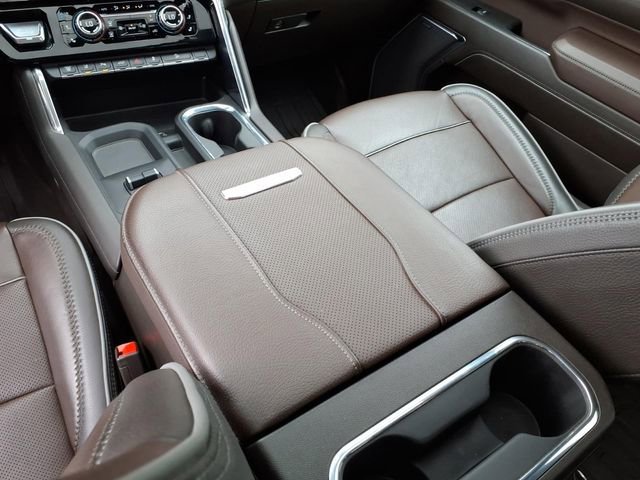 Used 2024 GMC Sierra 3500 Denali w/ Denali Reserve Package AWD/4WD image 26