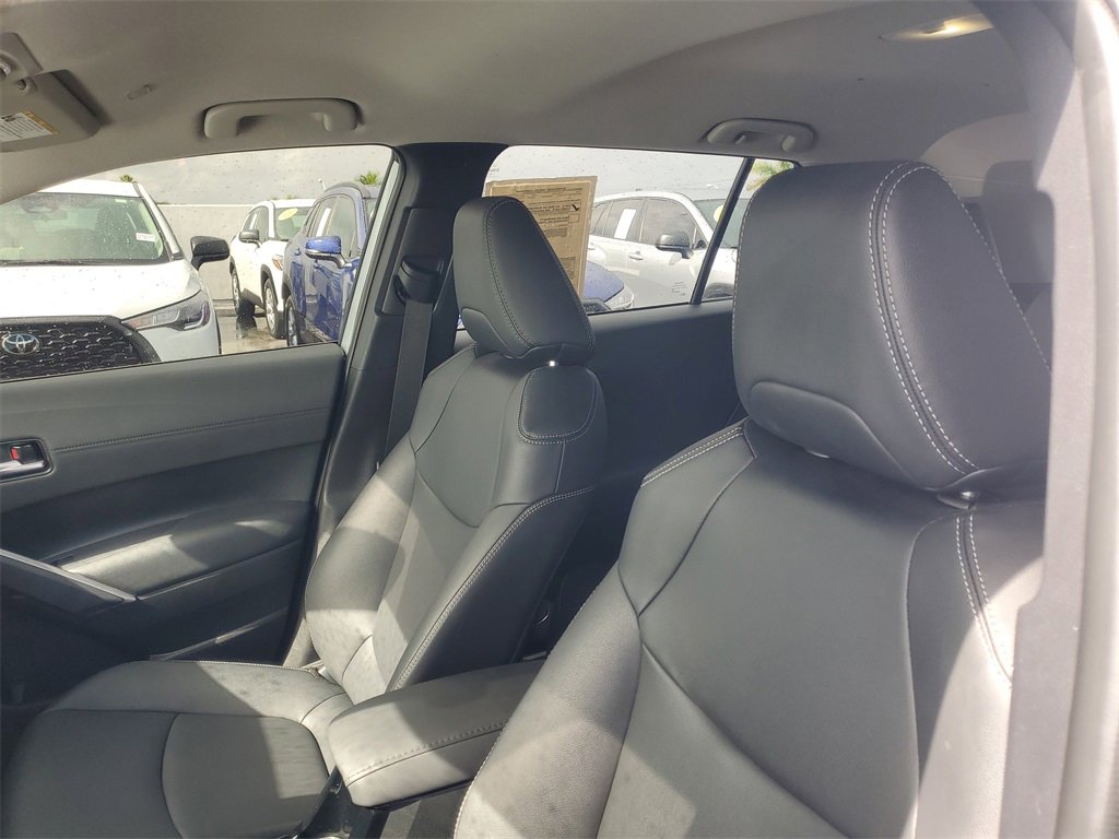 Certified 2023 Toyota Corolla Cross XLE image 16