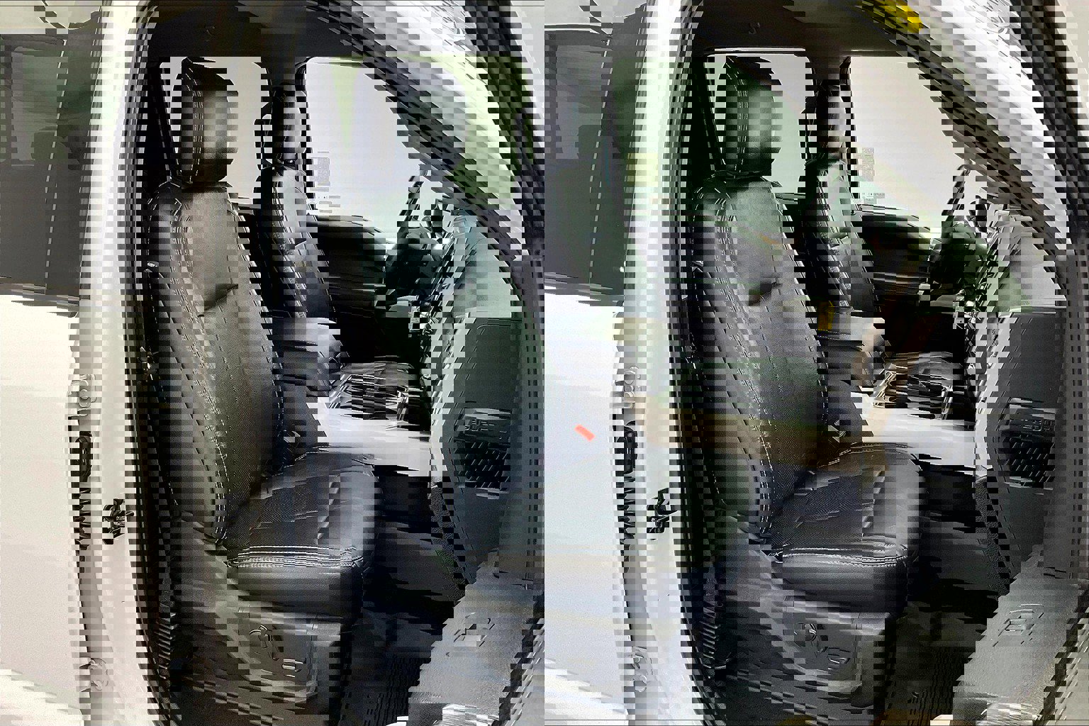 Used 2020 Ford F250 Lariat w/ Lariat Value Package image 6