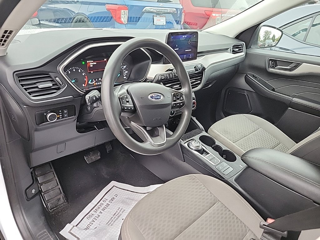 Used 2022 Ford Escape SE AWD/4WD image 7