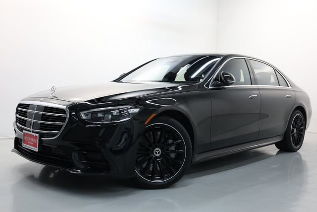 Used 2022 Mercedes-Benz S 580 4MATIC Sedan w/ AMG Line Package image 65