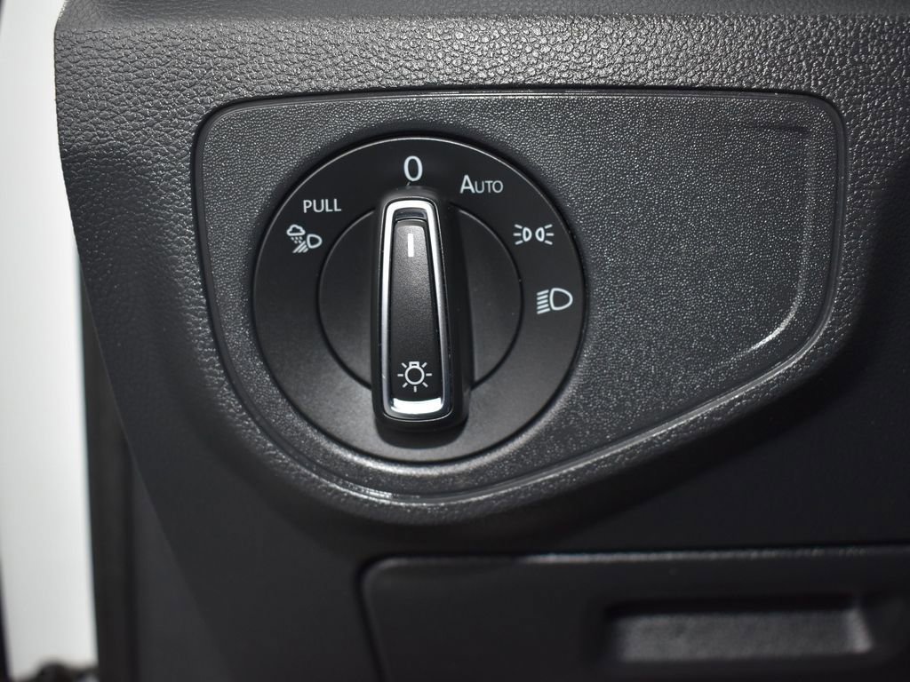 Used 2021 Volkswagen Atlas SEL Premium image 15