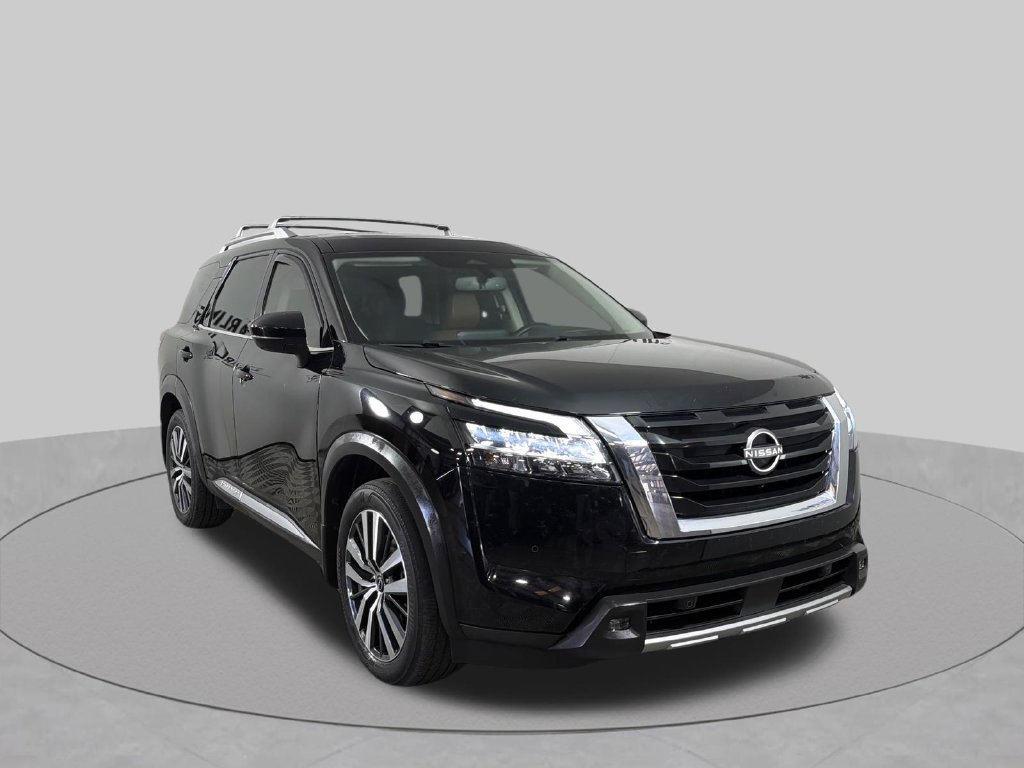 Used 2022 Nissan Pathfinder Platinum w/ Cargo Package AWD/4WD image 17