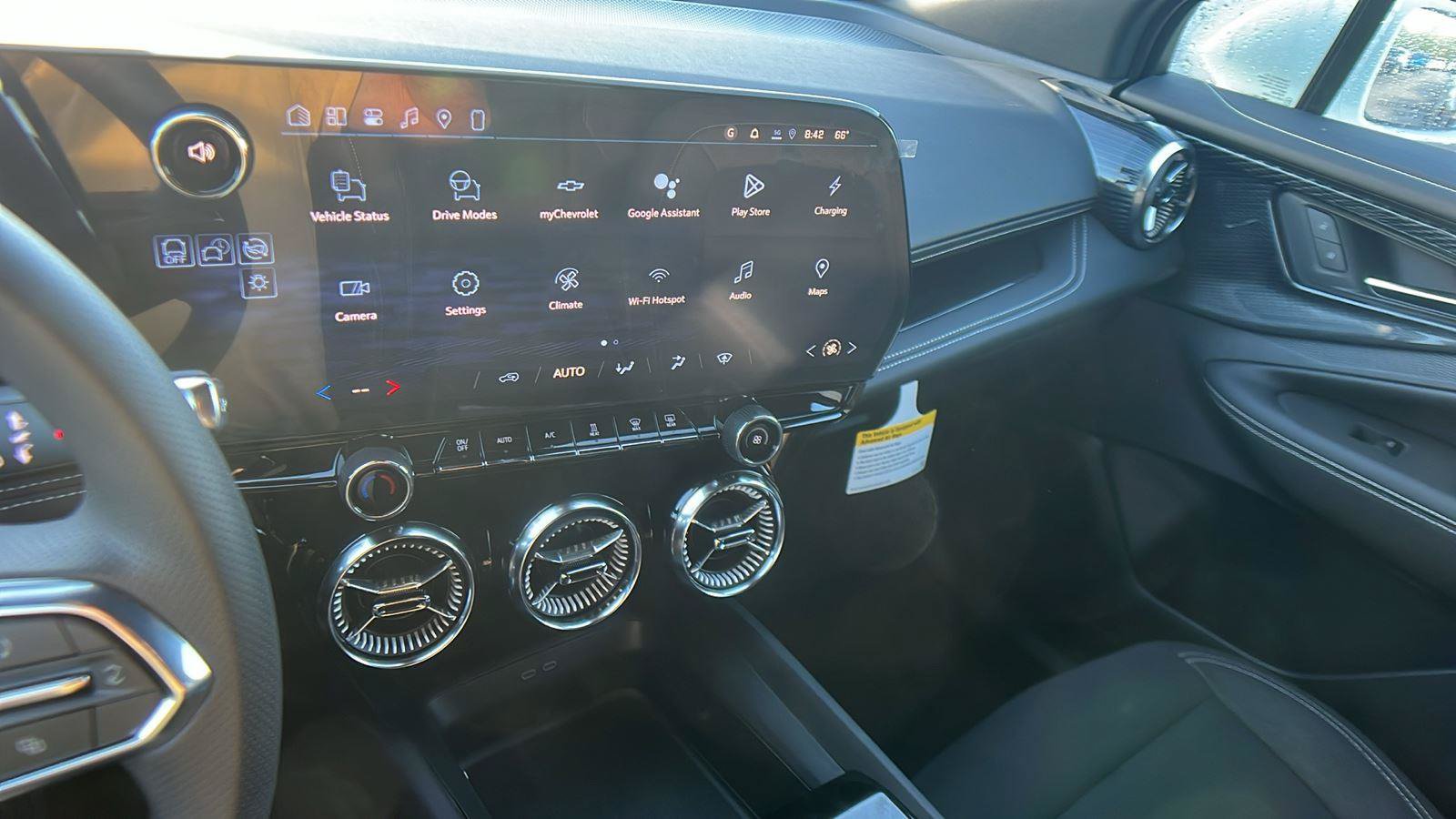 New 2026 Chevrolet Blazer EV LT AWD/4WD image 23