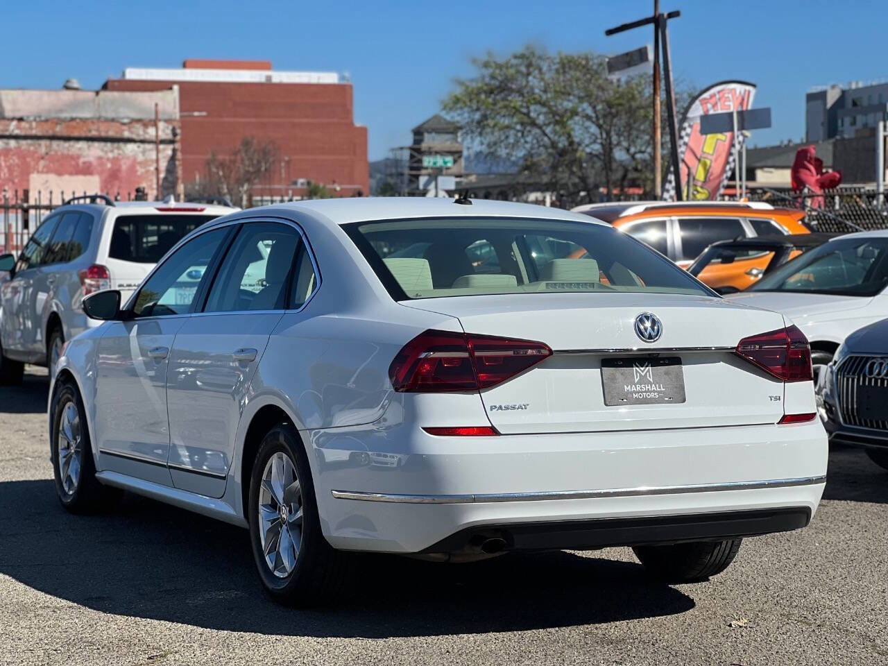 Used 2017 Volkswagen Passat 1.8T S image 6