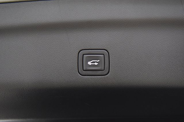 Used 2023 Chevrolet Tahoe Premier image 24